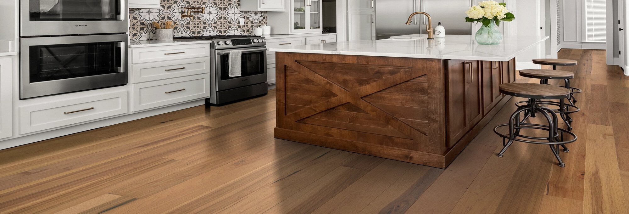 Kitchen design on hardwood - Your Flooring Store & Remodeling Center